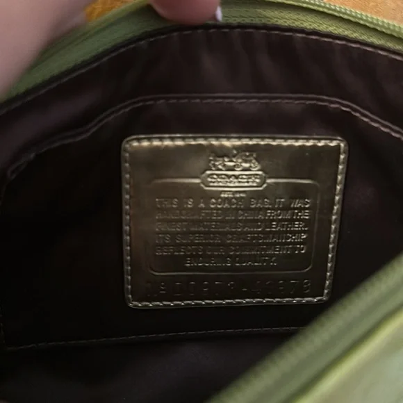 Coach MINT GREEN  Pleated Leather Wristlet - Picture 7 of 8